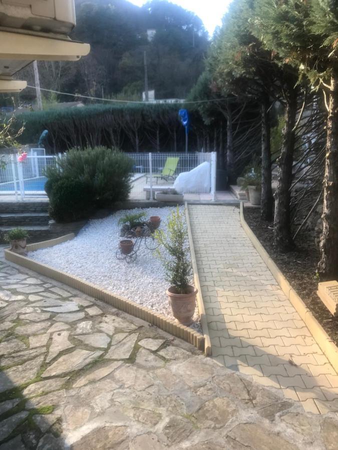 chalet Sumène Esterno foto